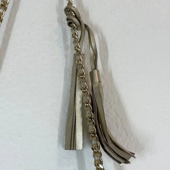 Tory Burch Woven Shoulder Bag Purse Tote Gold Accents Tassels Natural - Picture 6 of 14